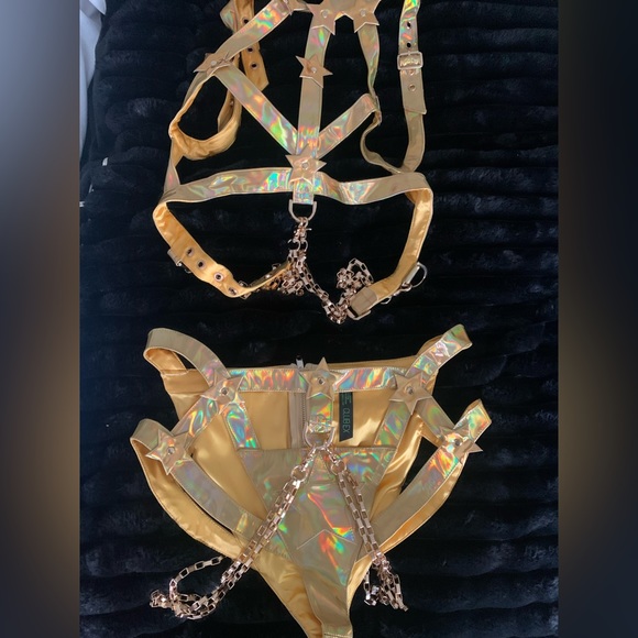 Gold Rave Set - Picture 2 of 4